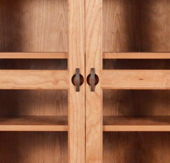 Bookcase Harvestmoon Cherry Detail 3