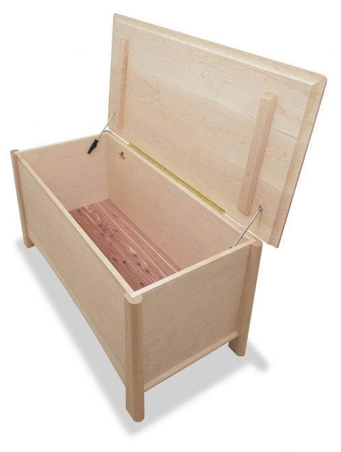 Blanket Chest Harvestmon Maple open