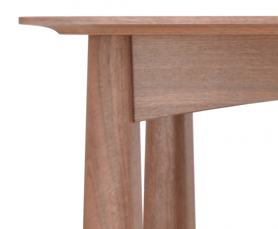 Sofa Table harvestmoon walnut detail