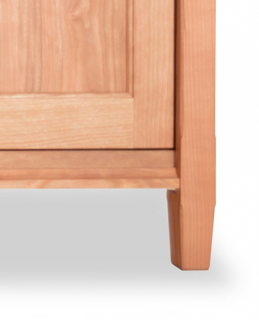 TV Console 2 Cherry Shaker wood doors detail 3
