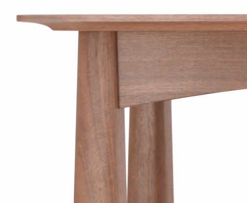 Sofa Table harvestmoon walnut detail
