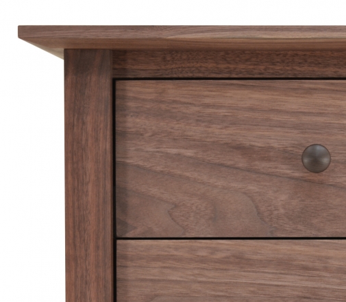 Nightstand Canterbury 3 Drawer Walnut detail 3
